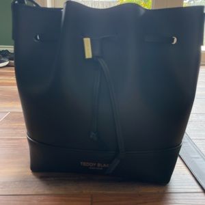 Teddy Blake Eliza Bucket Bag